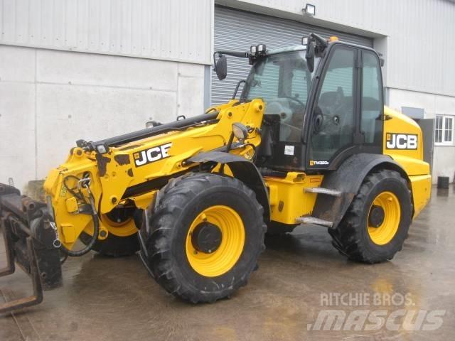JCB TM 320 S 伸缩臂叉装车|叉装车