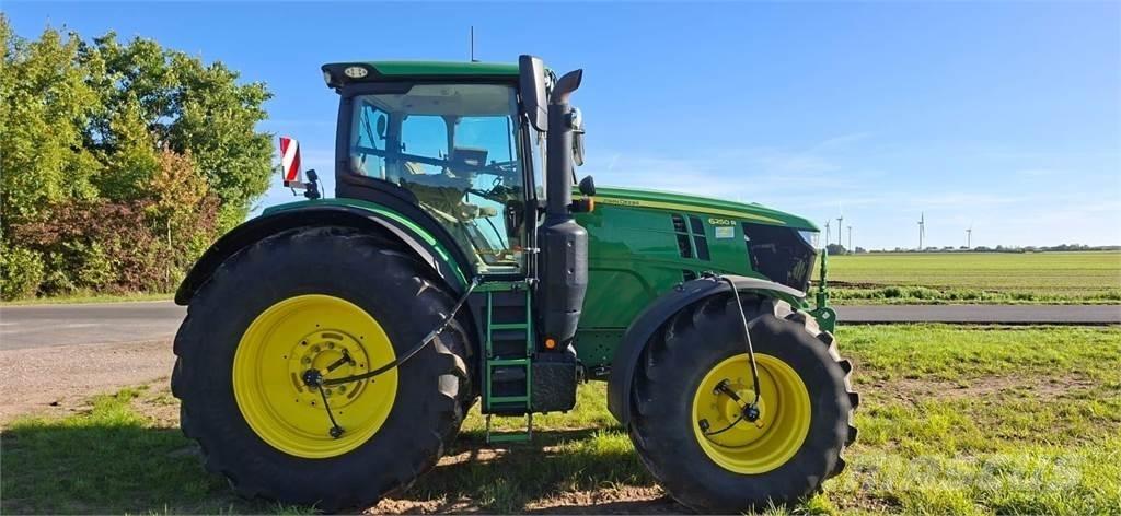 John Deere 6250R 拖拉机/农用车