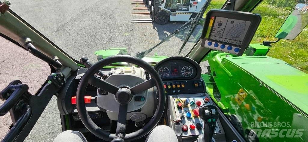 Merlo P40.17PLUS 伸缩臂叉装车|叉装车