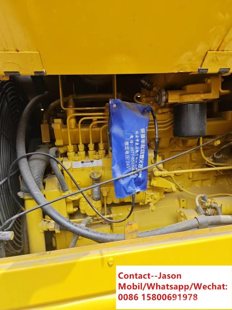 Komatsu WA 100 轮式装载机