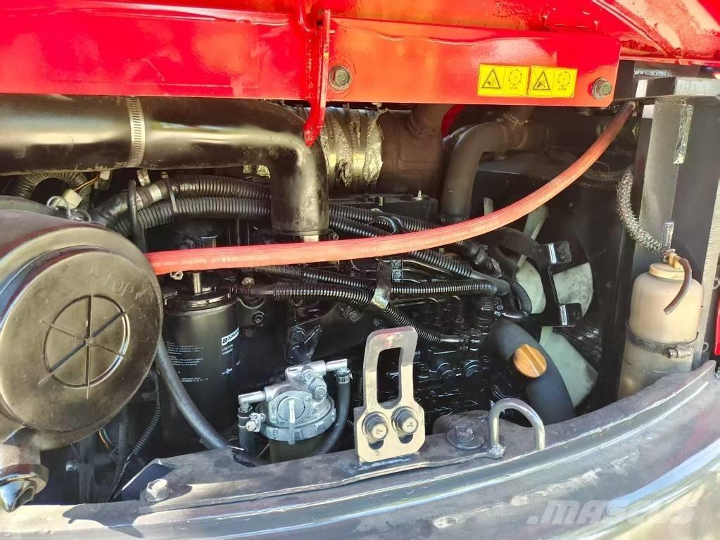 Yanmar Vio 80 中型挖掘机