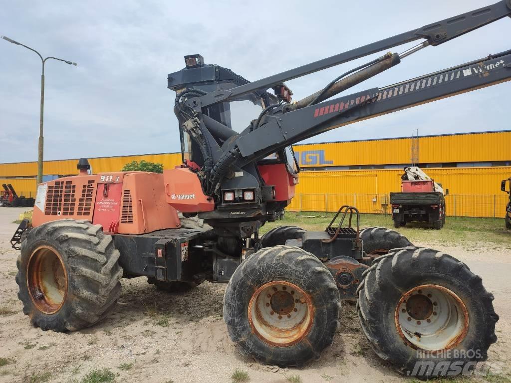 Valmet 911.3 收割机