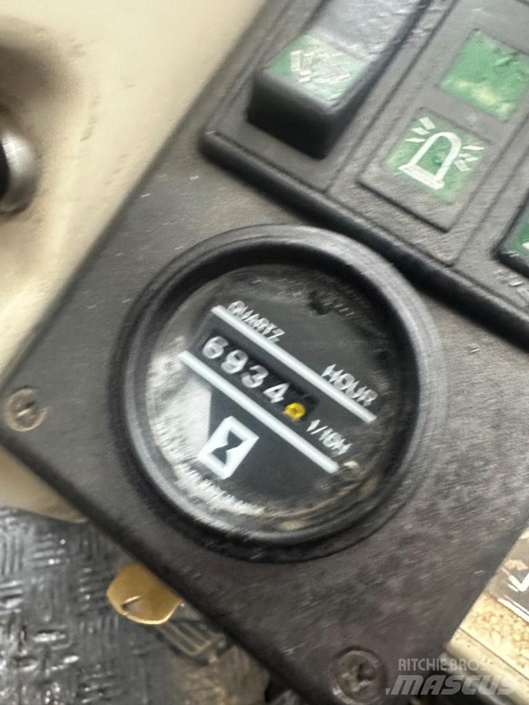 Nissan FG25 天然气叉车