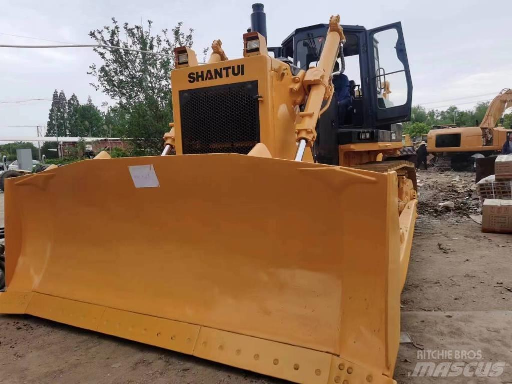 Shantui SD 32 履带式推土机