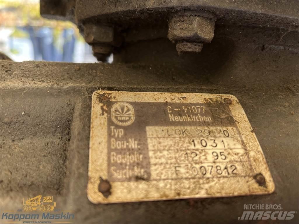 Timberjack 1010 传动装置