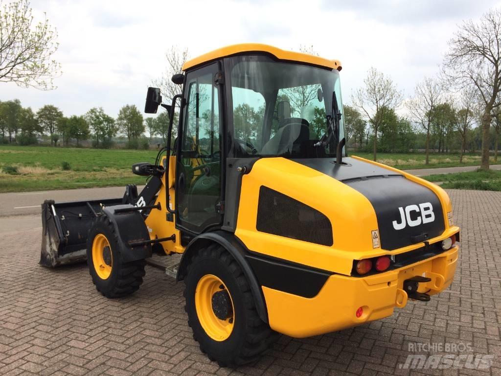 JCB 406 轮式装载机