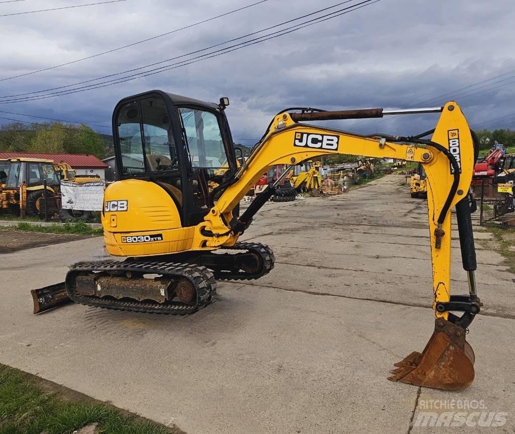 JCB 8030 ZTS 小型挖掘机
