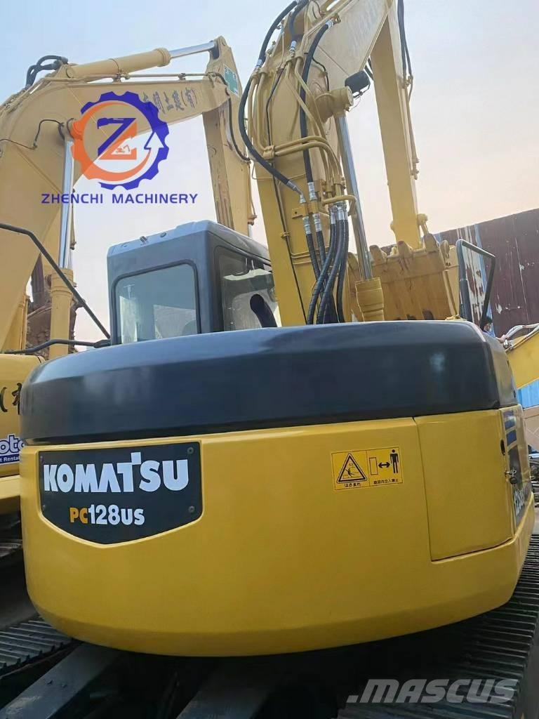 Komatsu PC 128 US 中型挖掘机