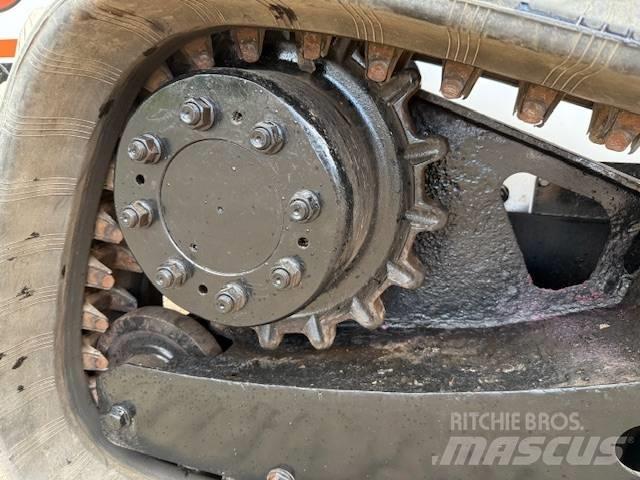 Bobcat T 650 滑移装载机