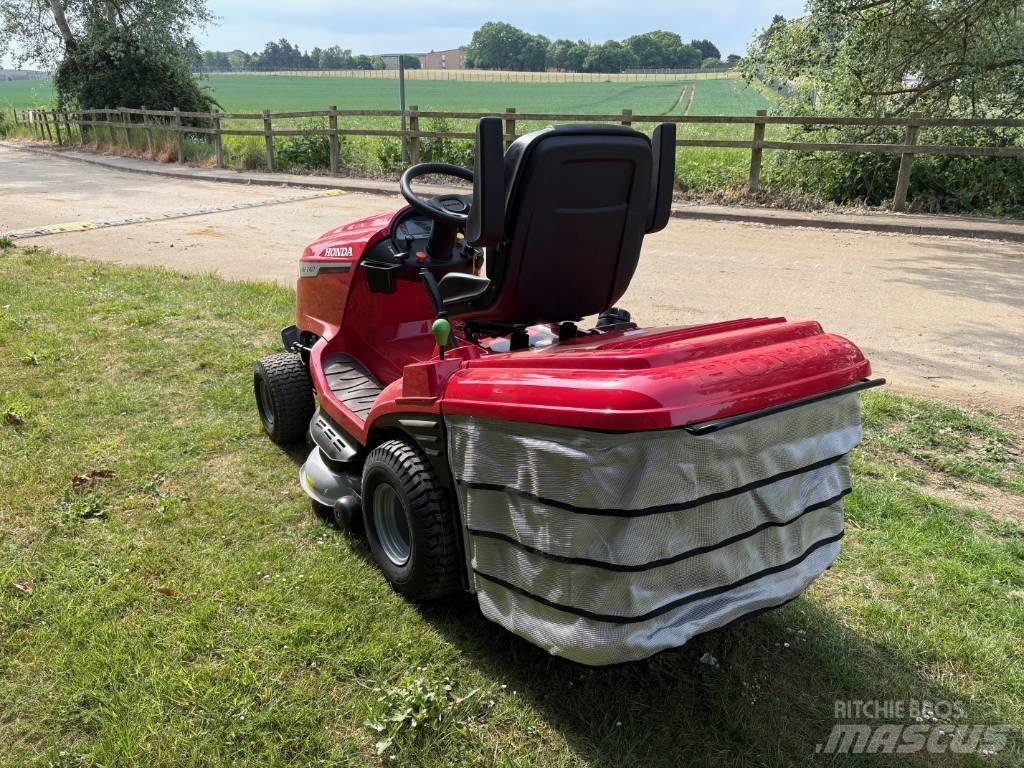 Honda HF 2417 HTE 骑乘式割草机