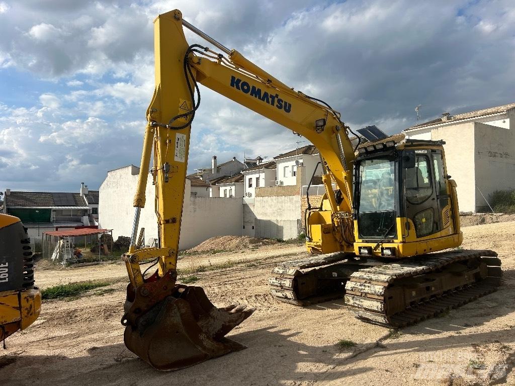 Komatsu PC 138 小型挖掘机