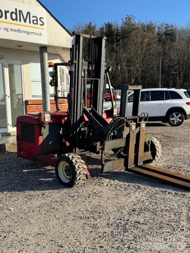 Moffett M4 25.3 柴油叉车