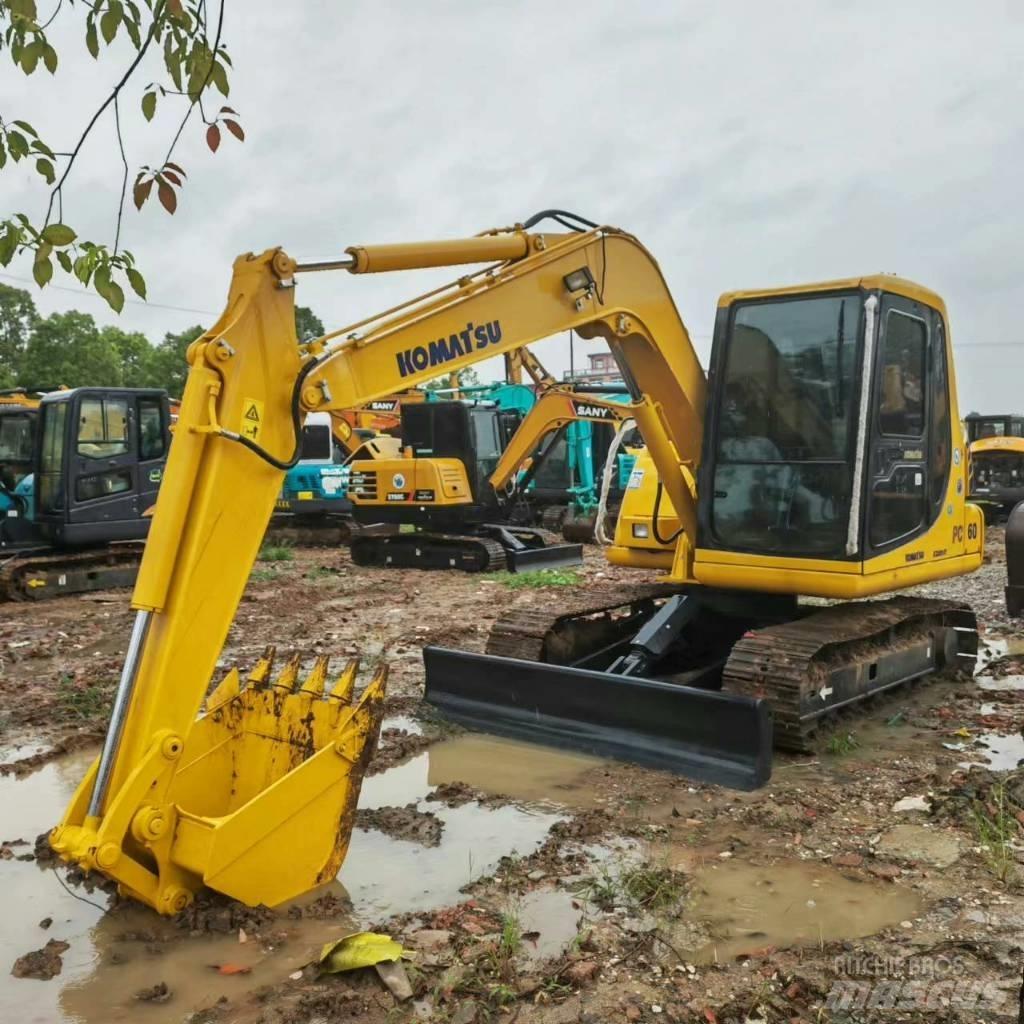 Komatsu PC 60-7 小型挖掘机
