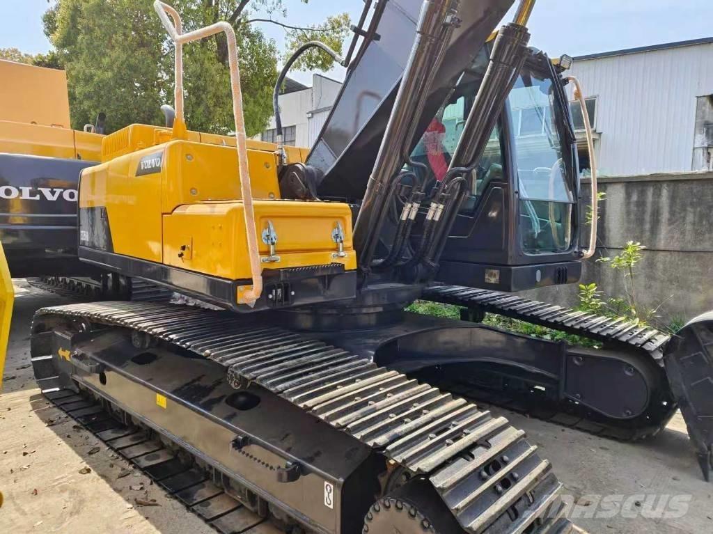 Volvo EC 250 D L 履带挖掘机