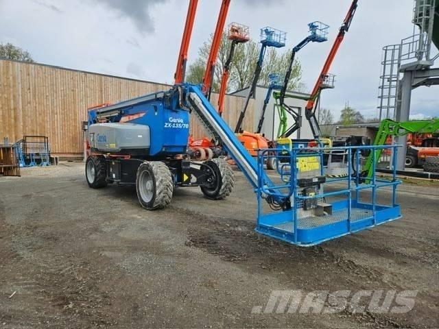 Genie ZX 135/70 曲臂高空工作平台