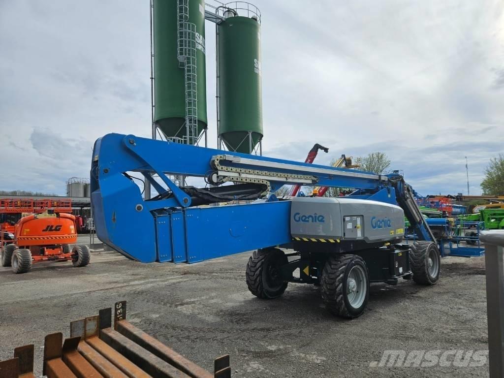 Genie ZX 135/70 曲臂高空工作平台
