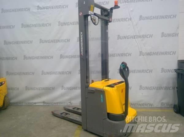 Jungheinrich EJC 220 手推堆垛车