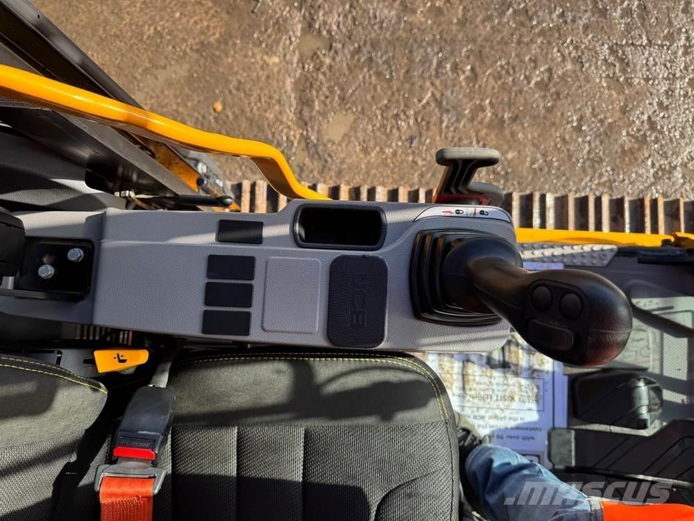 JCB 220X 履带挖掘机
