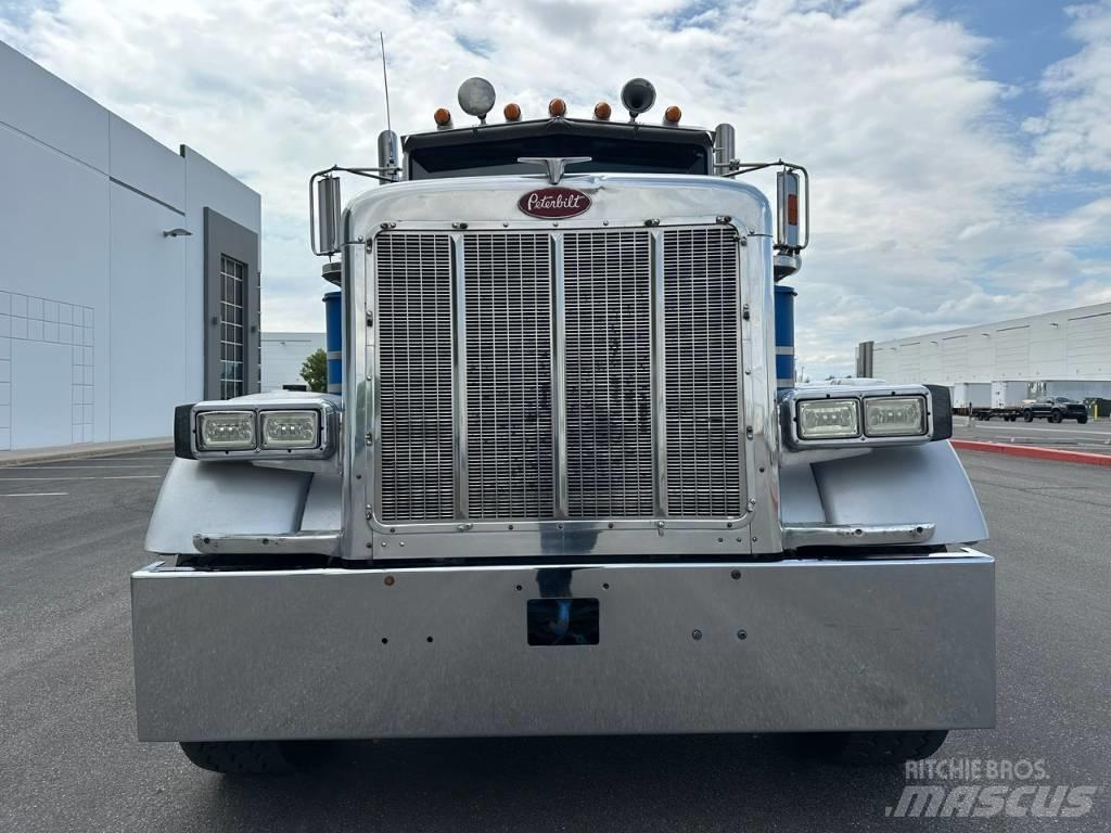Peterbilt 379 牵引车