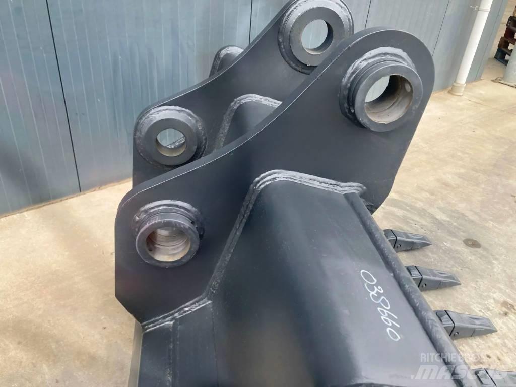Doosan DX225 挖斗