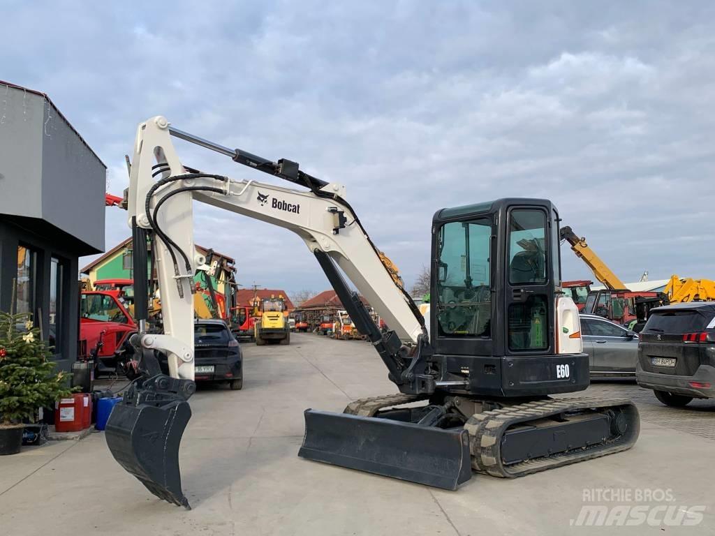 Bobcat E 60 小型挖掘机