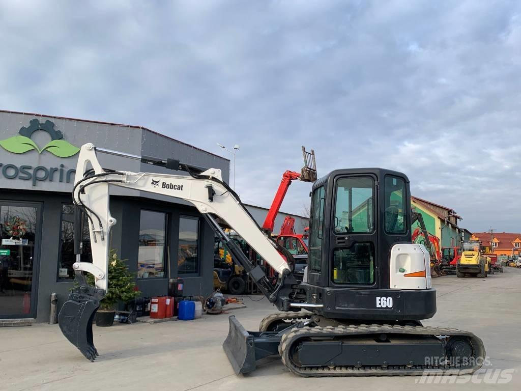 Bobcat E 60 小型挖掘机