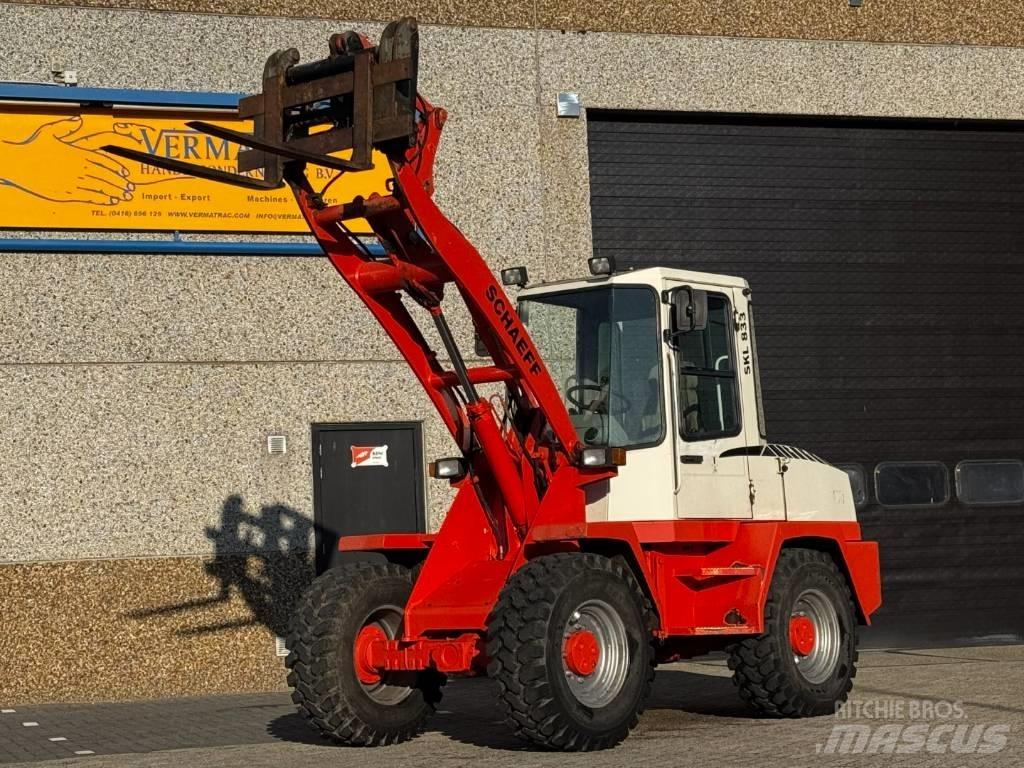 Schaeff SKL833 轮式装载机
