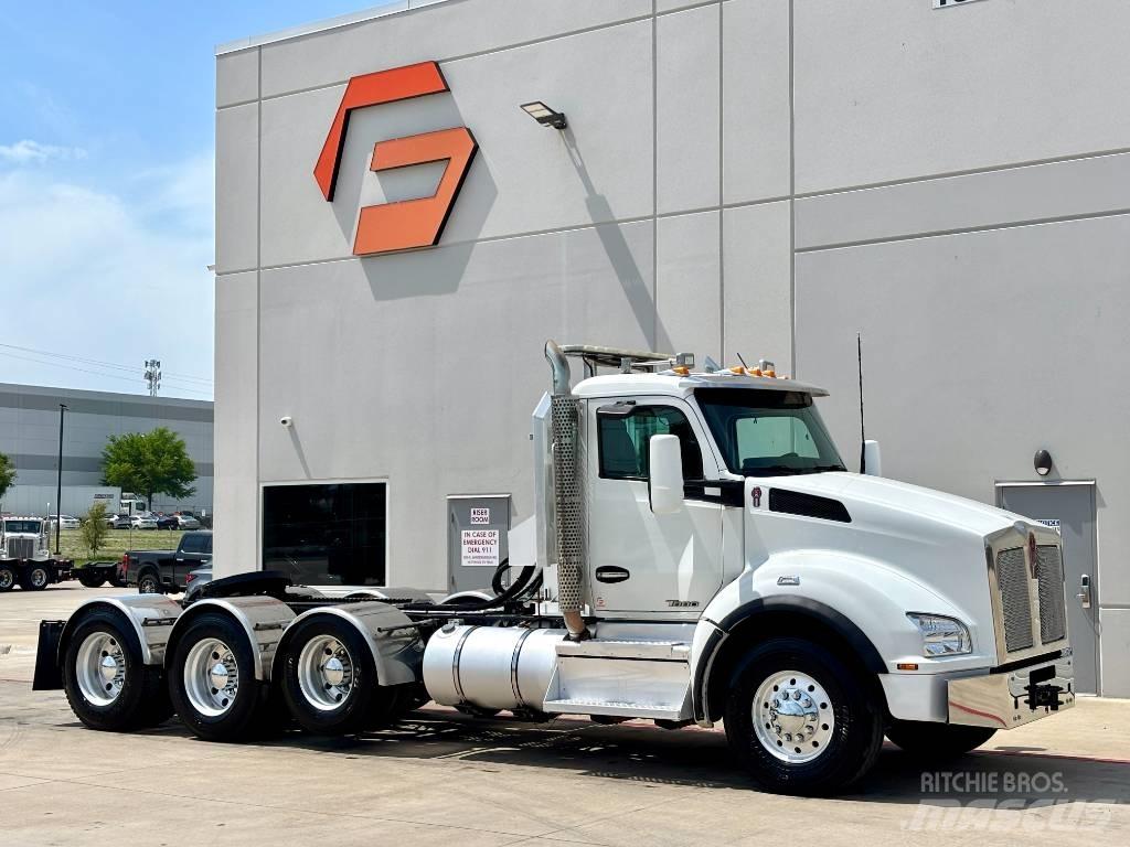 Kenworth T 880 牵引车