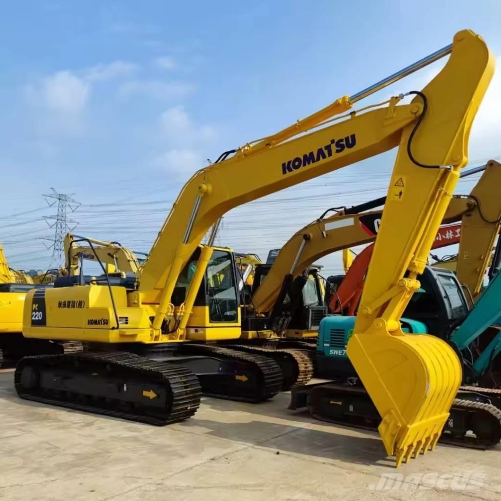 Komatsu PC 220 履带挖掘机