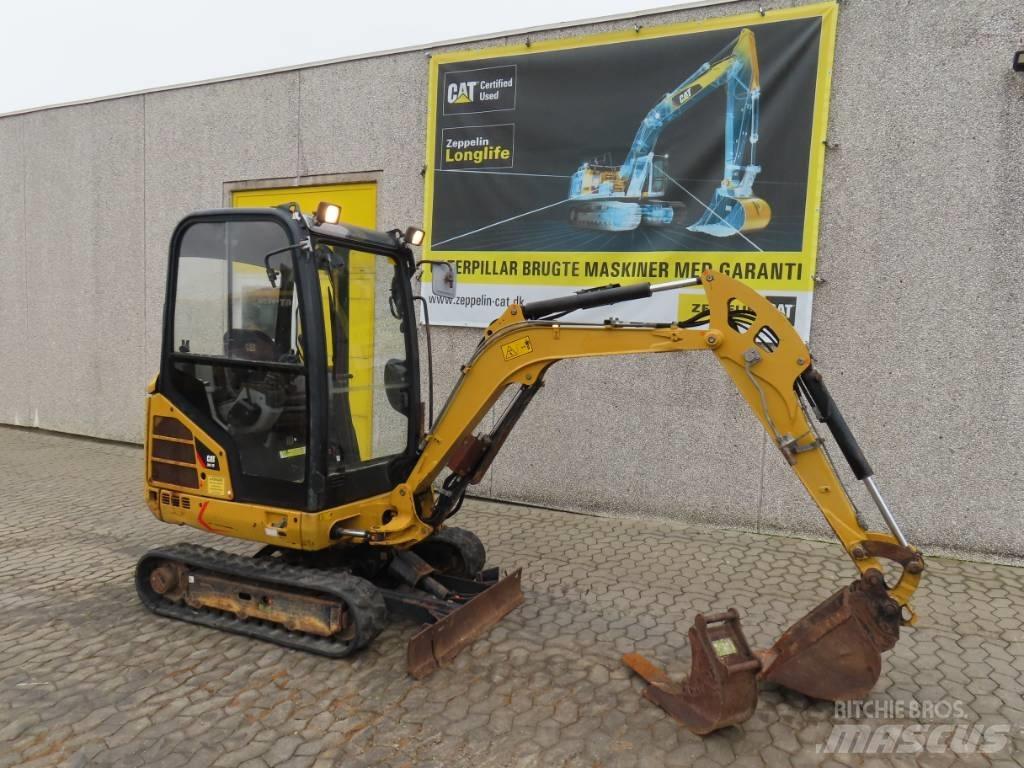 CAT 301.7 D 小型挖掘机