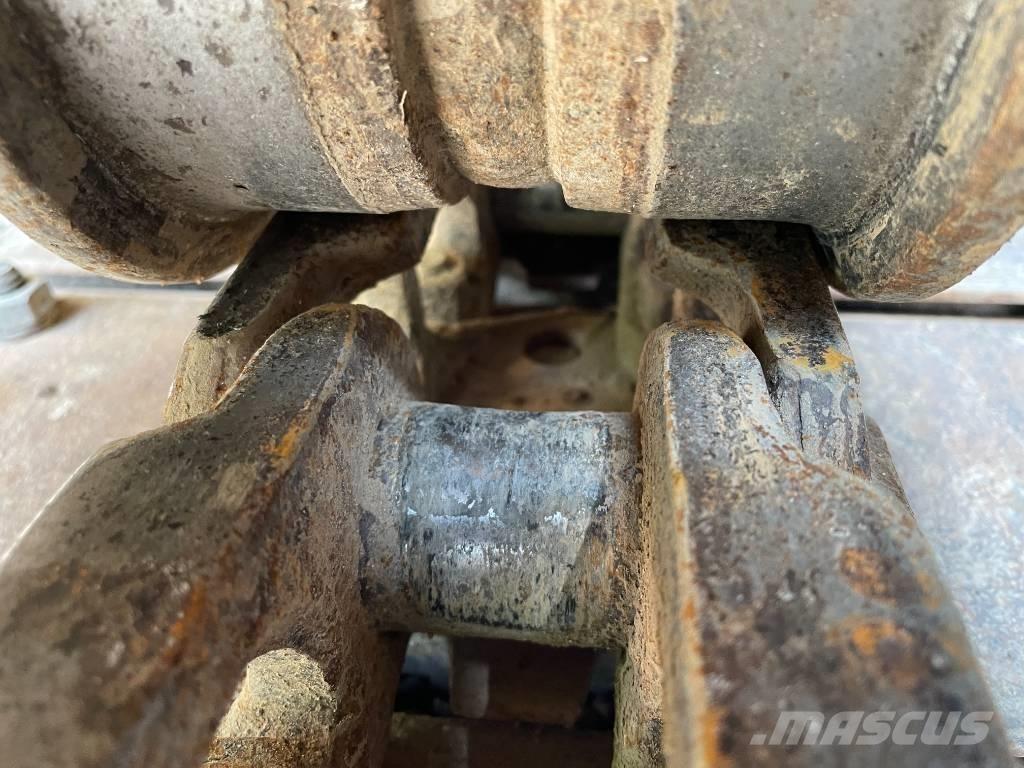 CAT 308 CR 中型挖掘机