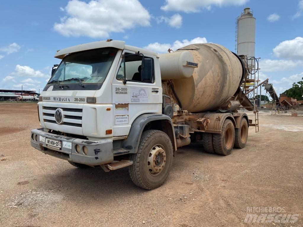 Volkswagen 31.310 油罐车