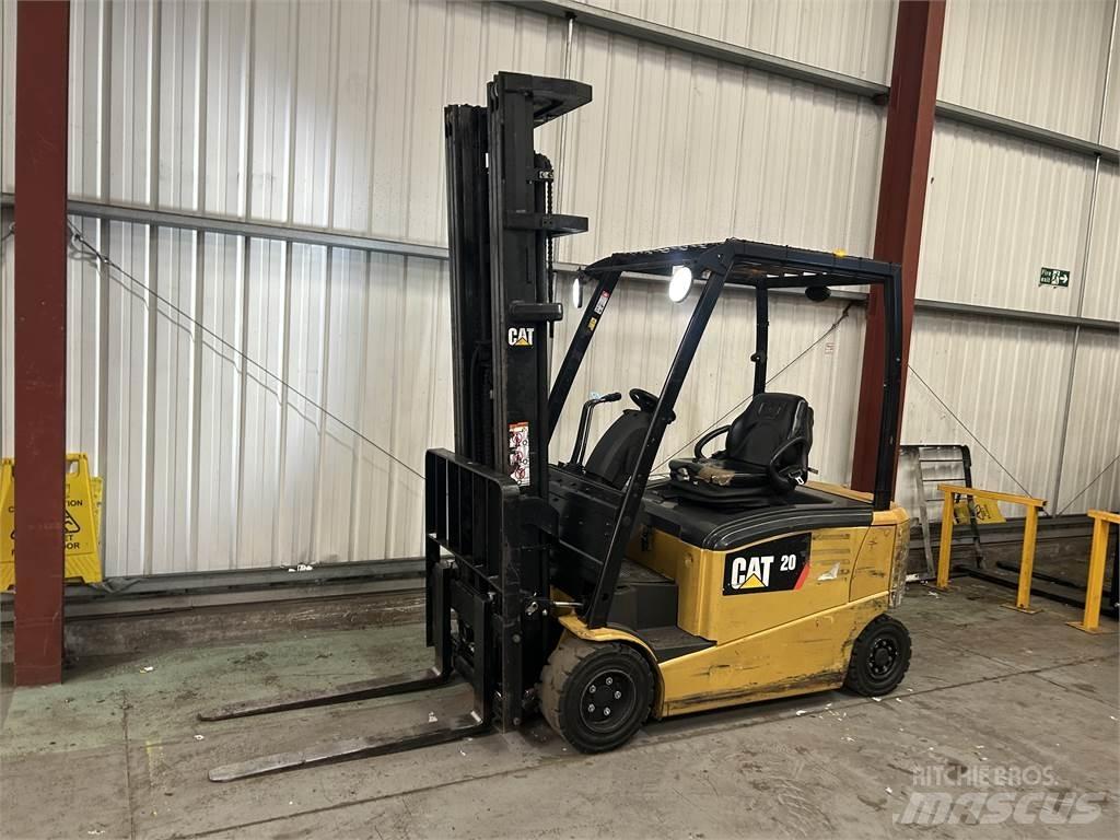 CAT EP20PN 电动叉车