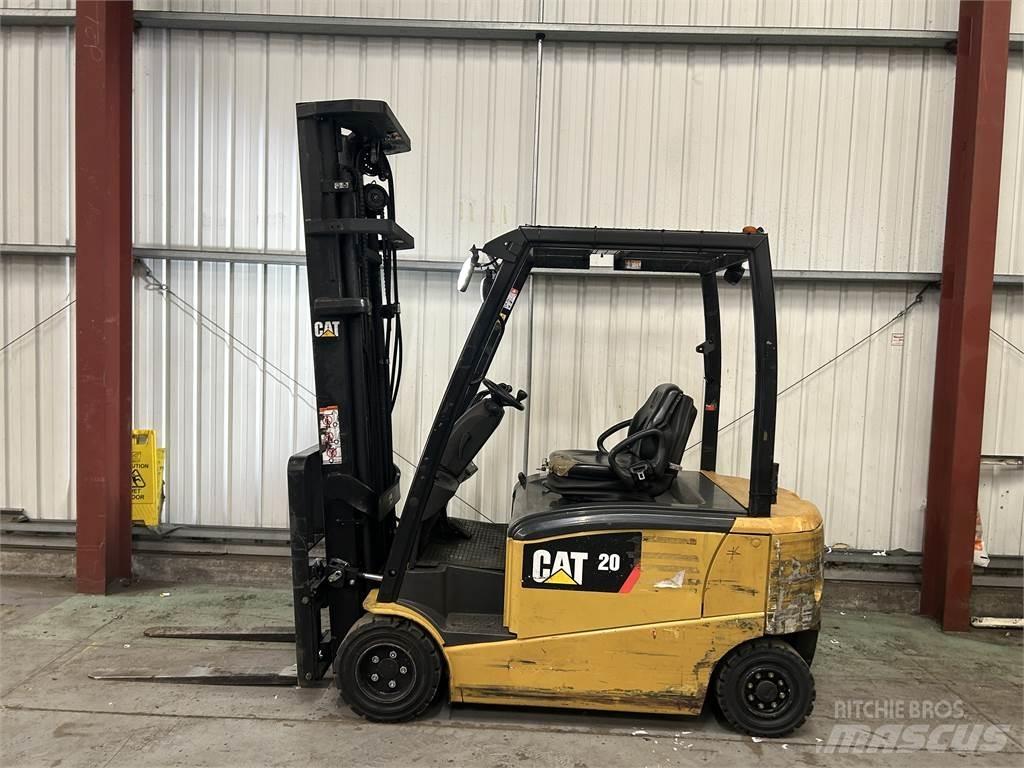 CAT EP20PN 电动叉车