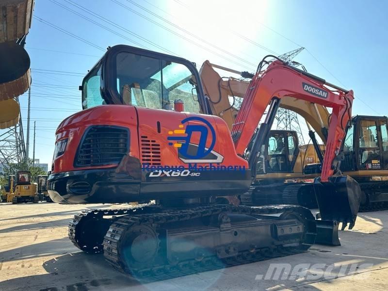 Doosan DX 60 小型挖掘机