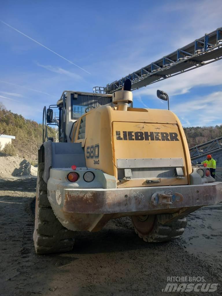 Liebherr L 580 滑移装载机