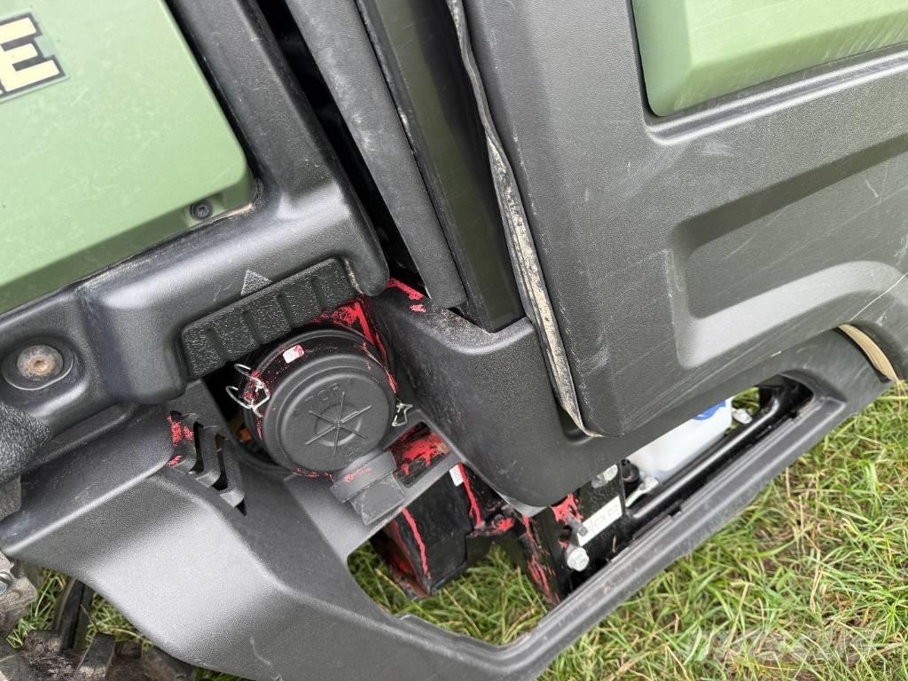 John Deere XUV 865 全地形车