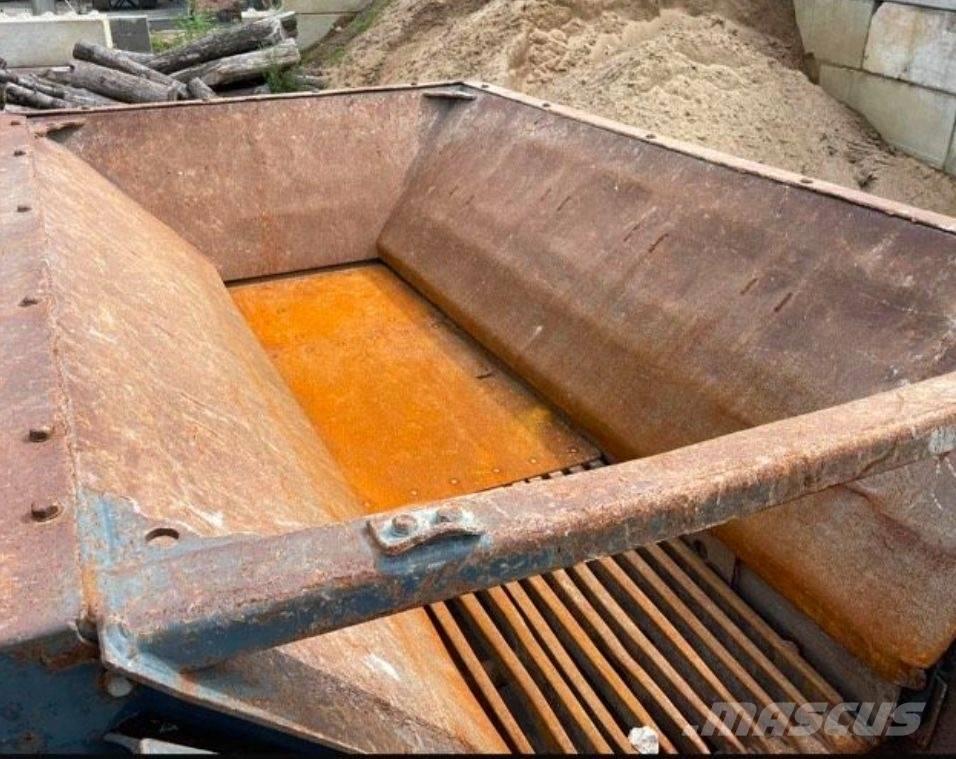 Terex Bison 120 移动式破碎机