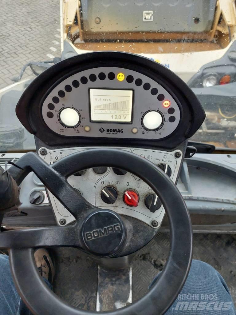 Bomag BW 161 AD-5 双轮压路机