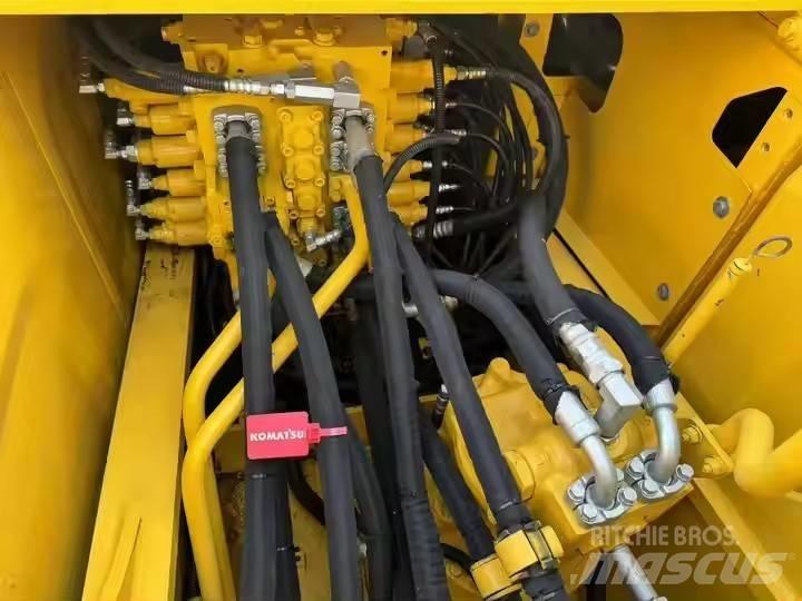 Komatsu PC210lc 履带挖掘机