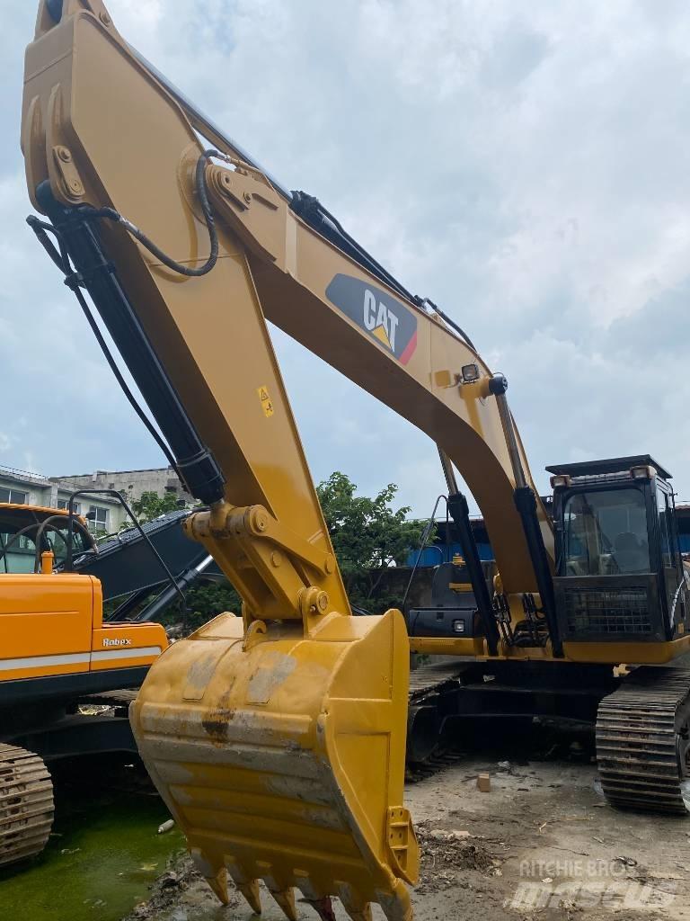 CAT 330 D 履带挖掘机