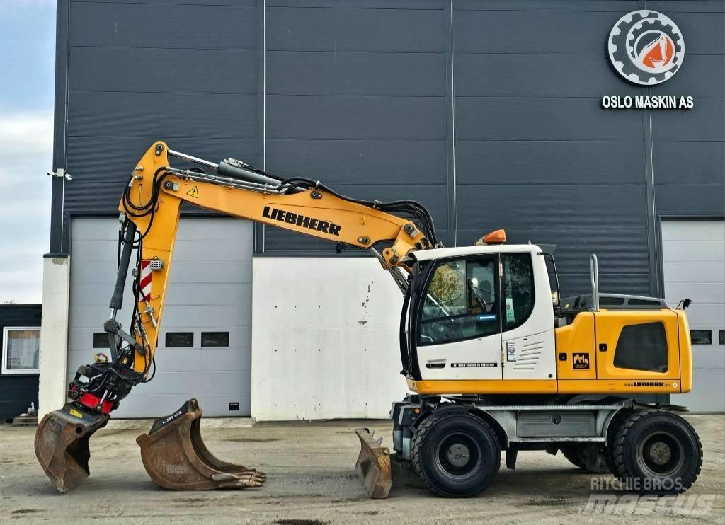 Liebherr A 916 轮式挖掘机