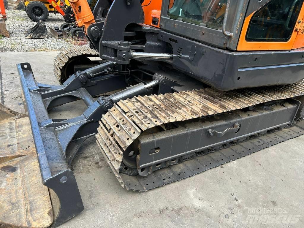 Doosan DX 80 R 中型挖掘机