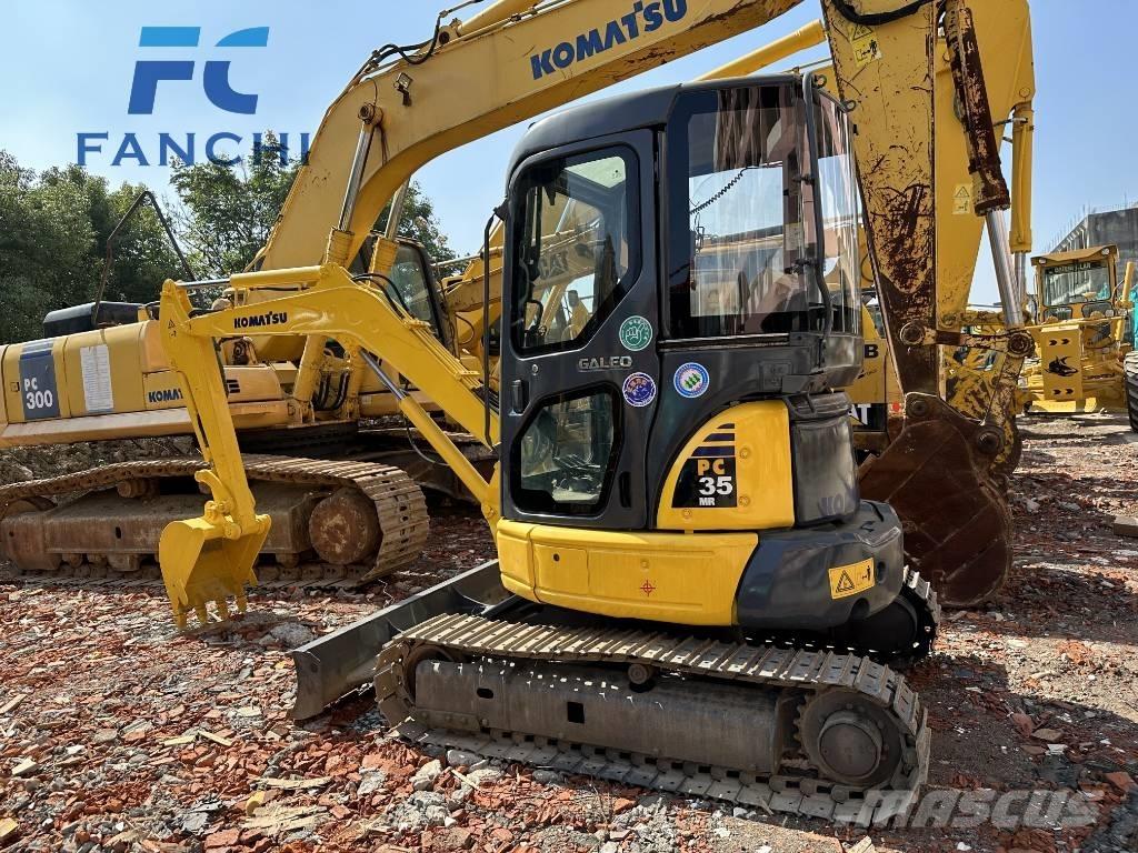 Komatsu PC 35 MR 小型挖掘机