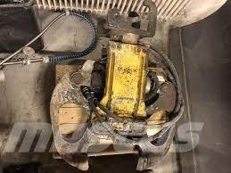 Darda Brokk CC 320 液压剪