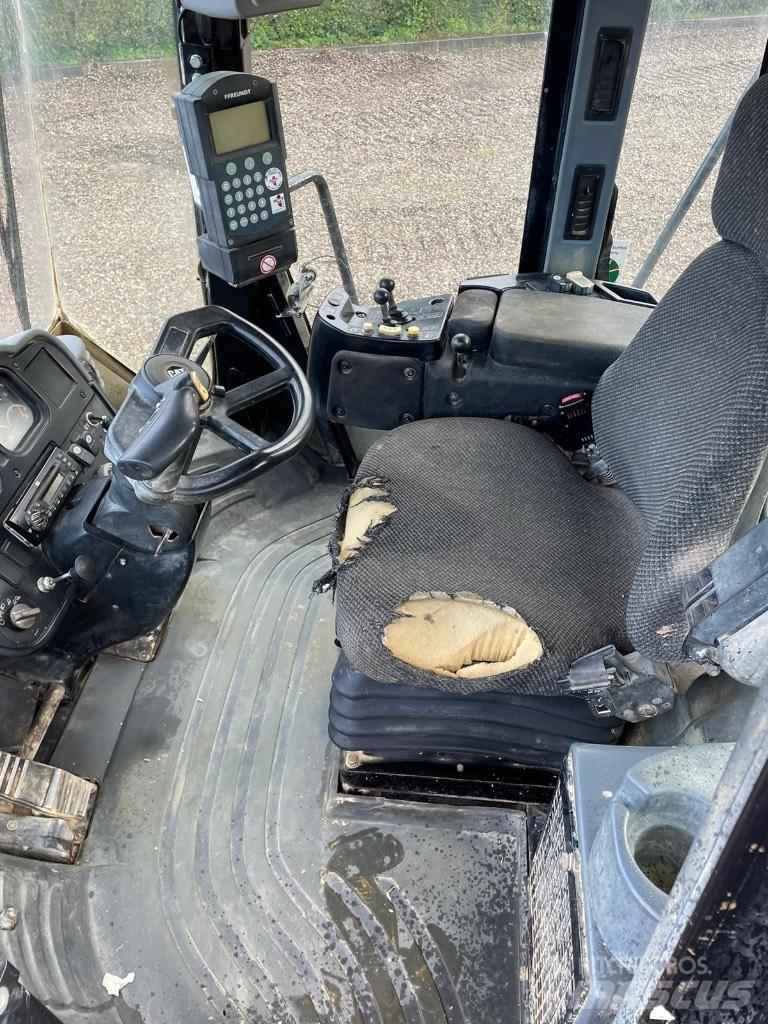 CAT 966H 轮式装载机