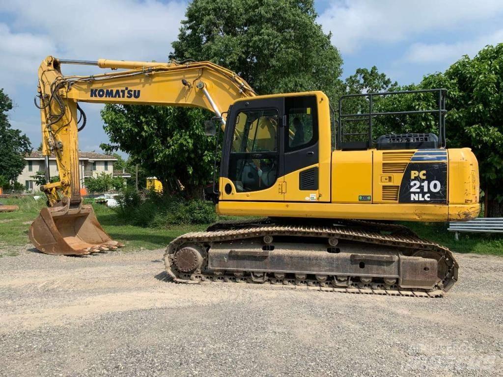 Komatsu PC 210 NLC-8 履带挖掘机