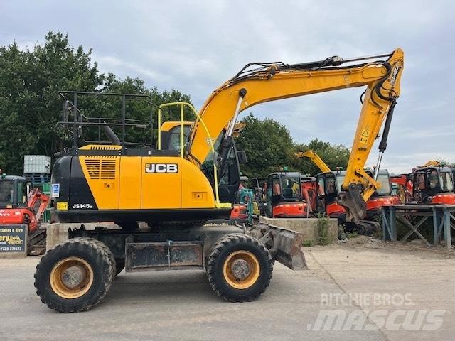 JCB JS 145 W 轮式挖掘机