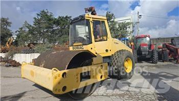 Bomag BW 211 D-40 双轮压路机