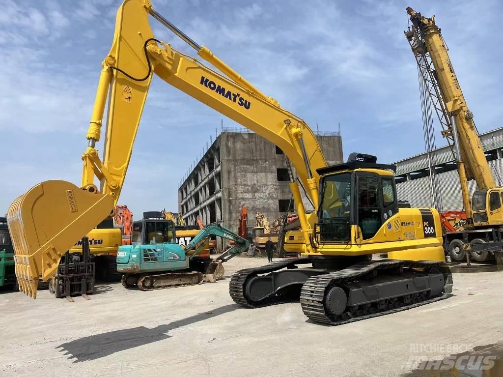 Komatsu PC 300 履带挖掘机